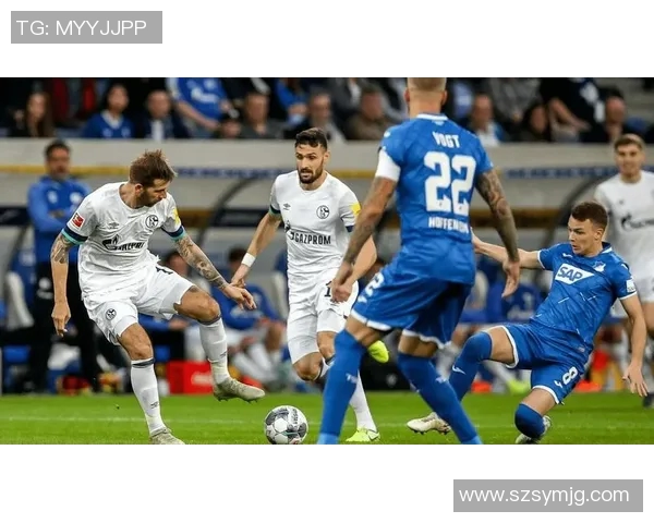 沙尔克04遭遇八连败，降级危机蔓延深远